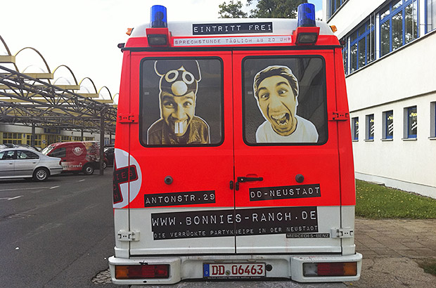 Krankenwagen Designfolierung