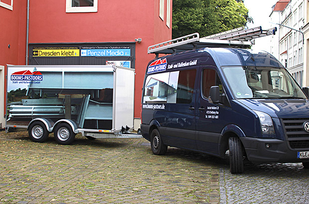 Transporter und Anhänger